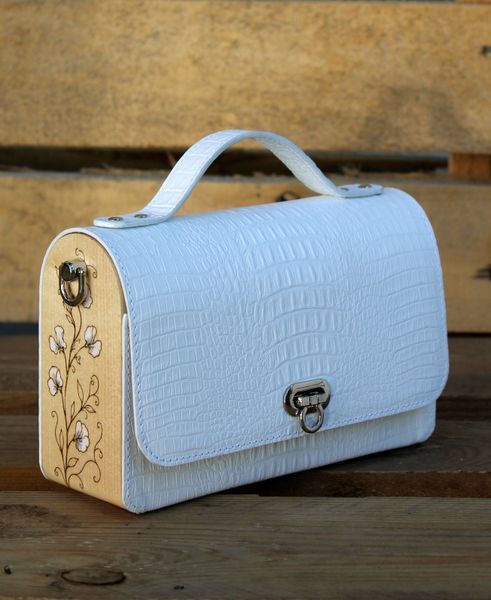 Handmade Structured Leather Bag with Wooden Side Panels White Sweet Pea
