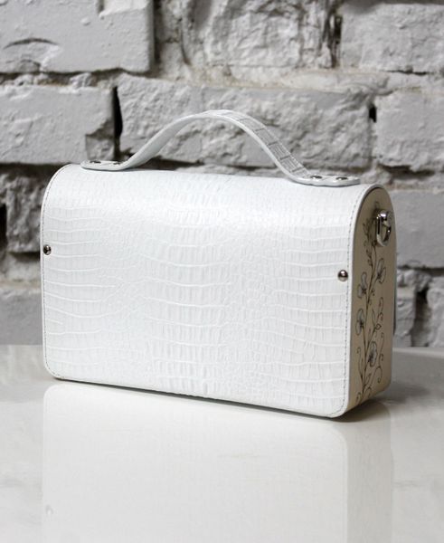 Handmade Structured Leather Bag with Wooden Side Panels White Sweet Pea