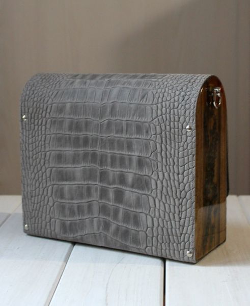 Handmade Genuine Leather Women&rsquo;s Bag with Wooden Side Panels and Lavender LAVENDER WOOD ART